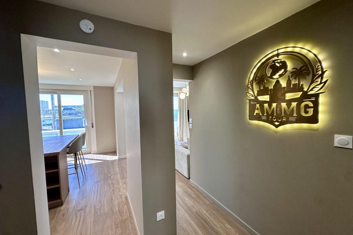 AMMG TOUR MARINA - Suite Impériale 15 entree-logo-ammg-tour-location-calais