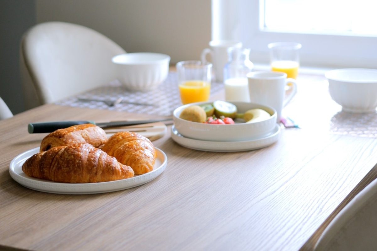 AMMG TOUR MARINA - Suite Majestic 10 petit-dejeuner-frais-location-vue-mer-calais